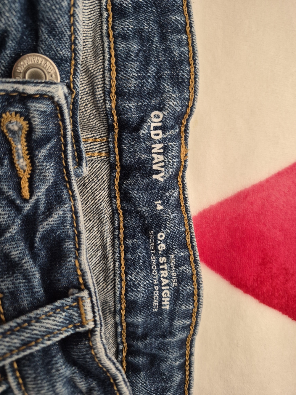 Old Navy Medium Blue Straight Jeans with Contrast Stitching - Picture 3 of 3